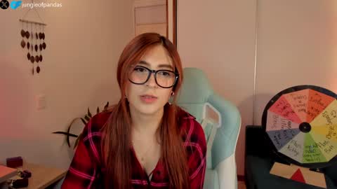 Snapshot of jungleofpandas chatting on 10, 1, 2025 Call me Sussy  online show from 10, 1, 2025