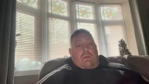 Snapshot of junky345 chatting on 23, 12, 2024 Junky online show from 23, 12, 2024