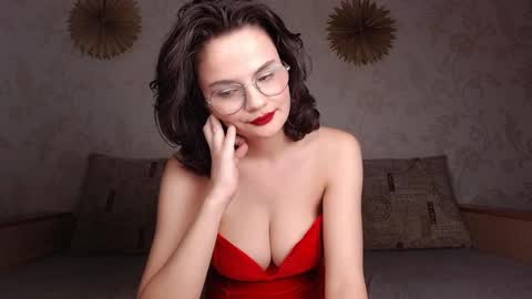 JunneWers online show from 8, 12, 2024