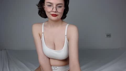 JunneWers online show from 3, 2, 2025