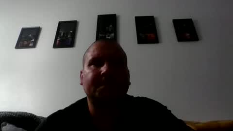 just1more5 online show from 11, 10, 2025