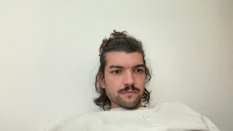 Snapshot of just_a_guy_with_a_big_cock chatting on 17, 6, 2026 just_a_guy_with_a_big_cock online show from 17, 6, 2026