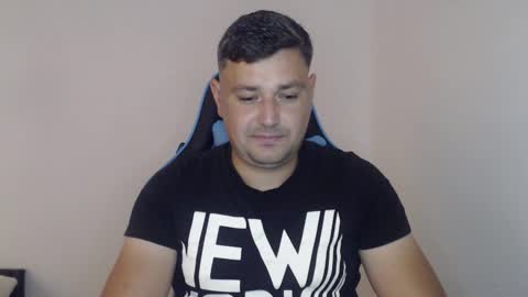 Snapshot of just_a_nice_guy_27 chatting on 19, 9, 2025 Alex online show from 19, 9, 2025