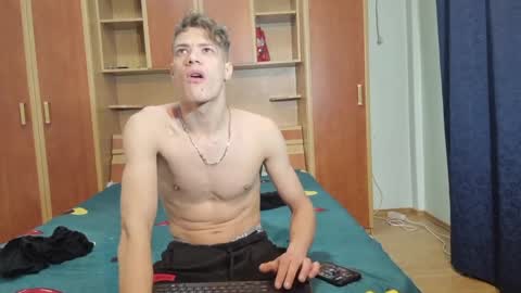 just_alexx12 online show from 19, 12, 2024