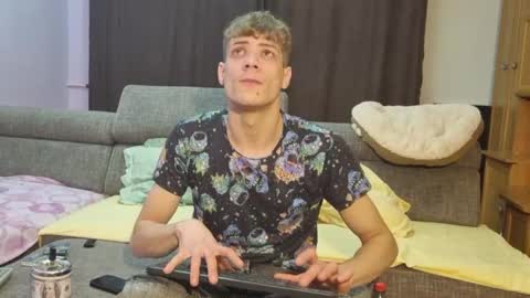 just_alexx12 online show from 23, 12, 2024