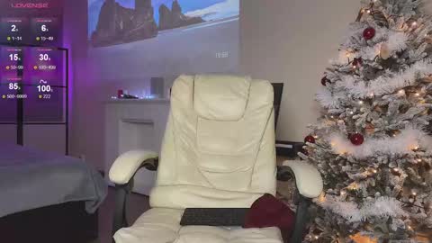 Jessica  I will be here on Tuesday November 26th online show from 7, 12, 2024