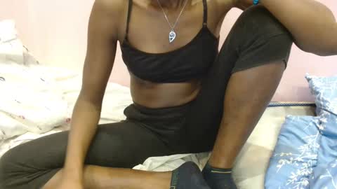 Snapshot of just_ebonee chatting on 24, 2, 2026 just ebonee online show from 24, 2, 2026