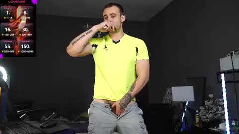 Snapshot of just_hairy_man chatting on 16, 6, 2026 Kurt online show from 16, 6, 2026