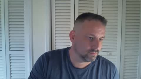 Snapshot of just_inside chatting on 14, 5, 2026 just_inside online show from 14, 5, 2026