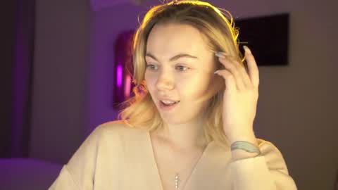 Snapshot of justbarbie chatting on 3, 2, 2025 Alexa online show from 3, 2, 2025