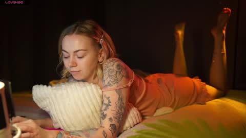 Snapshot of justbarbie chatting on 25, 2, 2025 Alexa online show from 25, 2, 2025