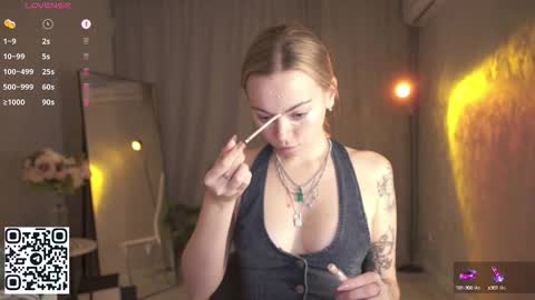 Snapshot of justbarbie chatting on 25, 9, 2025 Alexa online show from 25, 9, 2025