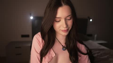 Snapshot of justbarbie_new_ chatting on 6, 6, 2026 Katarina online show from 6, 6, 2026