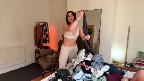 Billie  B  William online show from 13, 4, 2026