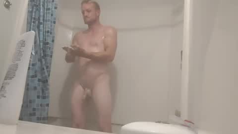 Snapshot of justcoolinit chatting on 19, 10, 2025 justcoolinit online show from 19, 10, 2025