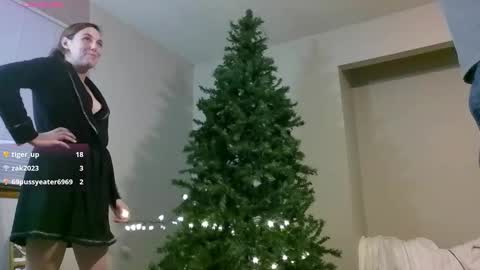 justhavingfunfucking online show from 14, 12, 2025