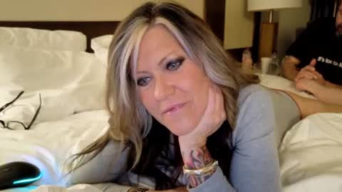 Snapshot of justicex426 chatting on 14, 11, 2025 JusticeX 426 online show from 14, 11, 2025