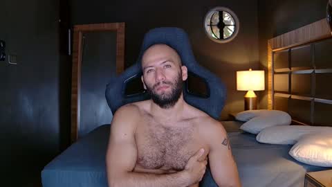 Justin online show from 24, 2, 2025