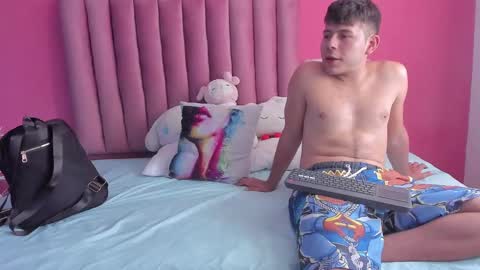 Snapshot of justin_jazmin chatting on 13, 1, 2025 JUSTIN Y JAZMIN online show from 13, 1, 2025