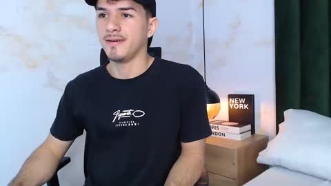 Justin online show from 1, 12, 2025