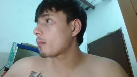 justin_taylor02 online show from 1, 10, 2025