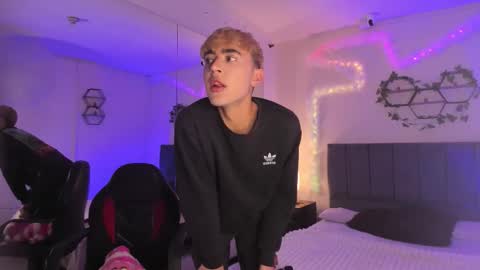 Justin online show from 15, 11, 2025