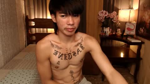 justine_hunk online show from 24, 12, 2024