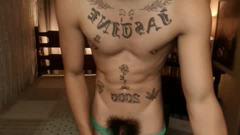 justine_hunk online show from 26, 9, 2025