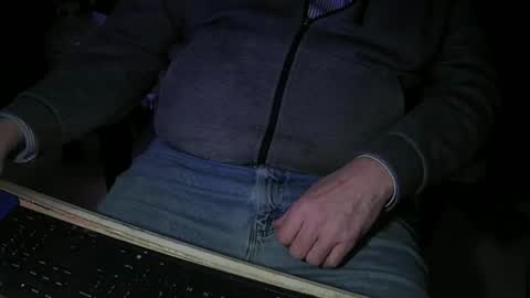 Justme39057 online show from 13, 1, 2026