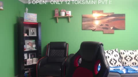 Justme online show from 25, 12, 2024