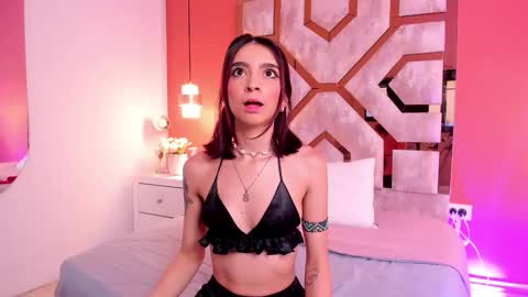 Mia online show from 6, 3, 2026