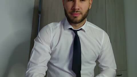 Justin online show from 18, 2, 2025