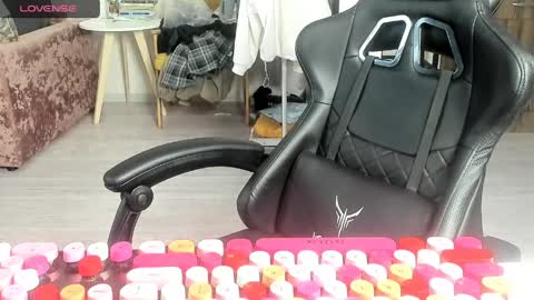 Snapshot of k_and_alice chatting on 3, 4, 2026 Alice online show from 3, 4, 2026