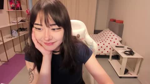 Kaoru online show from 6, 2, 2026