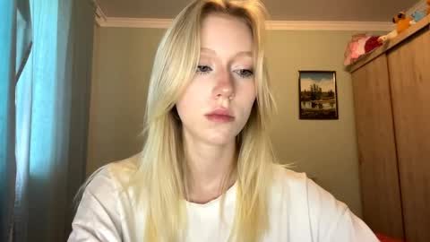 Snapshot of kacicasal chatting on 3, 6, 2026 Mia 1st day here online show from 3, 6, 2026