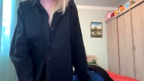 Snapshot of kacicasal chatting on 1, 7, 2026 Mia 1st day here online show from 1, 7, 2026