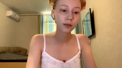 Snapshot of kacicasal chatting on 19, 7, 2026 Mia 1st day here online show from 19, 7, 2026