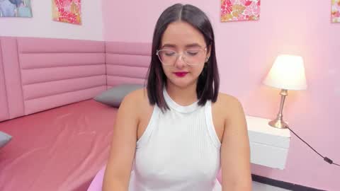 Kyelie online show from 8, 11, 2025