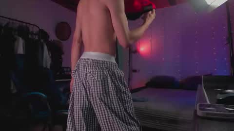 Kael Owens online show from 27, 11, 2025