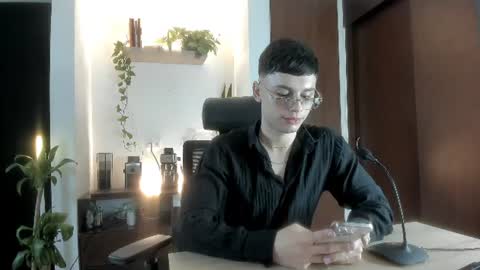 Snapshot of kael_stone1 chatting on 9, 8, 2026 Kael online show from 9, 8, 2026