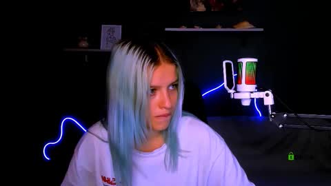 Snapshot of kaela_spell_ chatting on 16, 9, 2025 kaela_spell_ online show from 16, 9, 2025