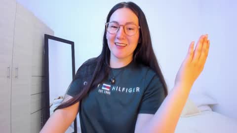 ChloeIndependient model online show from 27, 11, 2025