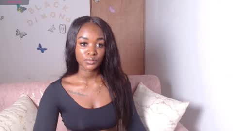 Snapshot of kaiadebayo chatting on 10, 11, 2025 Angie online show from 10, 11, 2025