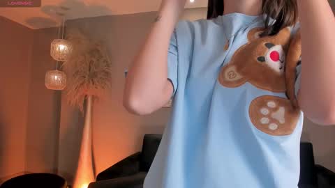 Kaia Ferreira online show from 17, 11, 2025