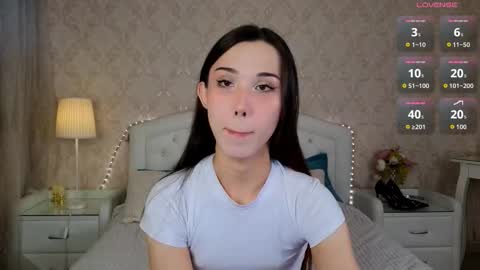 Kaia Monday Thursday FridaySaturdaySunday online show from 21, 11, 2025