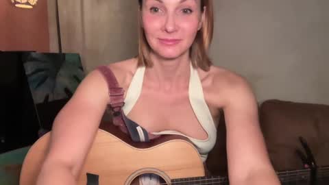 Kailee Smile online show from 8, 2, 2025