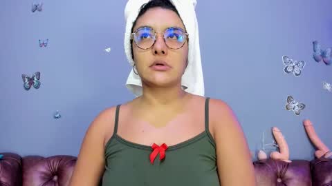 Snapshot of kaira_mosse_ chatting on 21, 11, 2025 kaira_mosse_ online show from 21, 11, 2025