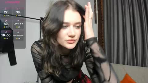 Snapshot of kairlune chatting on 1, 11, 2025 Eshley online show from 1, 11, 2025