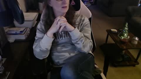 Snapshot of kait331 chatting on 18, 12, 2024 Camprincess331 online show from 18, 12, 2024