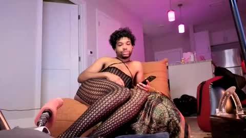 Snapshot of kaitemptation chatting on 19, 5, 2026 Malakai Kai or Ky online show from 19, 5, 2026
